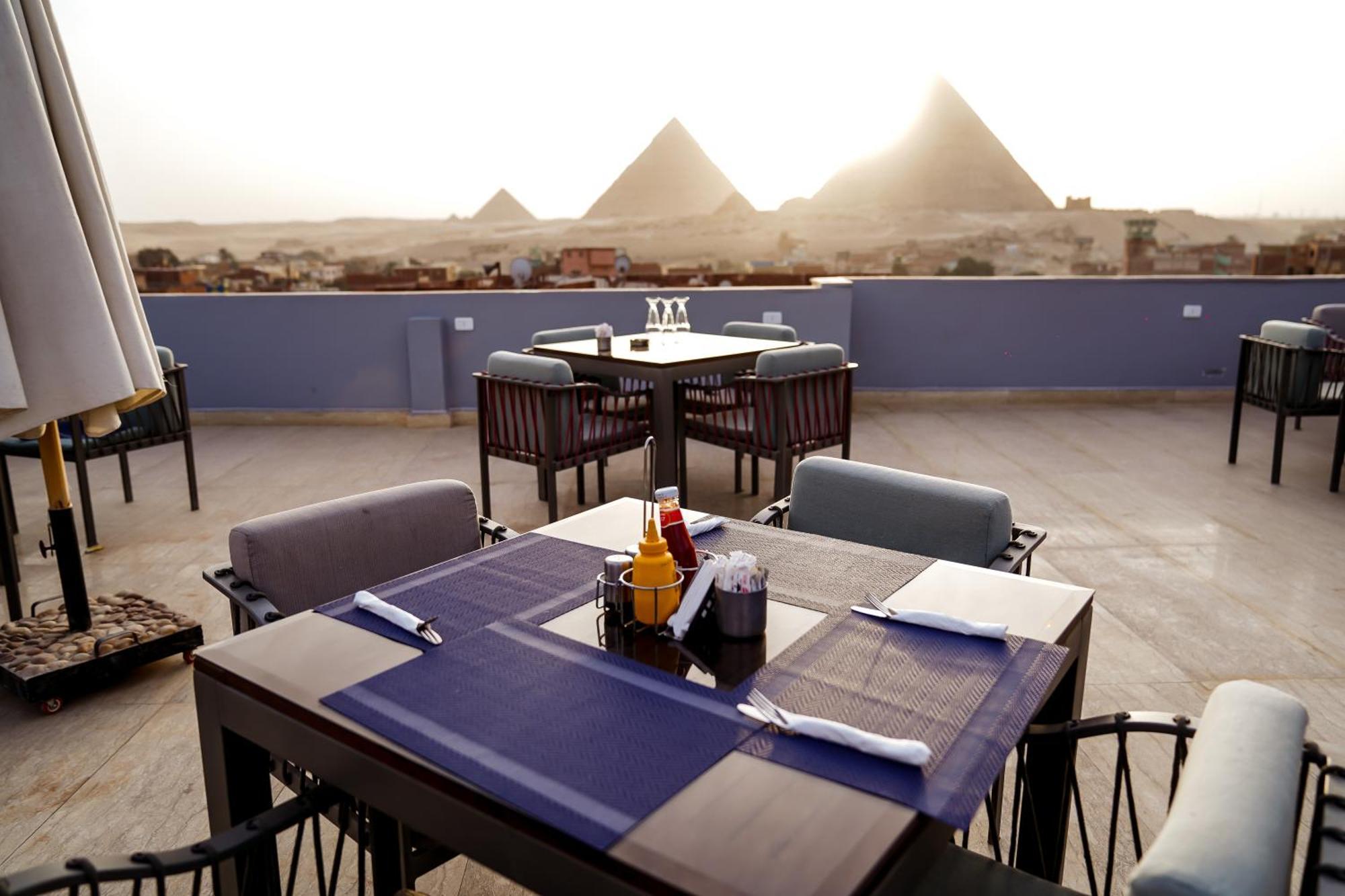 Pyramids Hotel Kafret el-Gabal Exterior foto